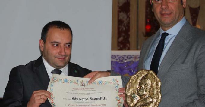 IL PREMIO BONIFACIO VIII AL PRESIDENTE SCOPELLITI